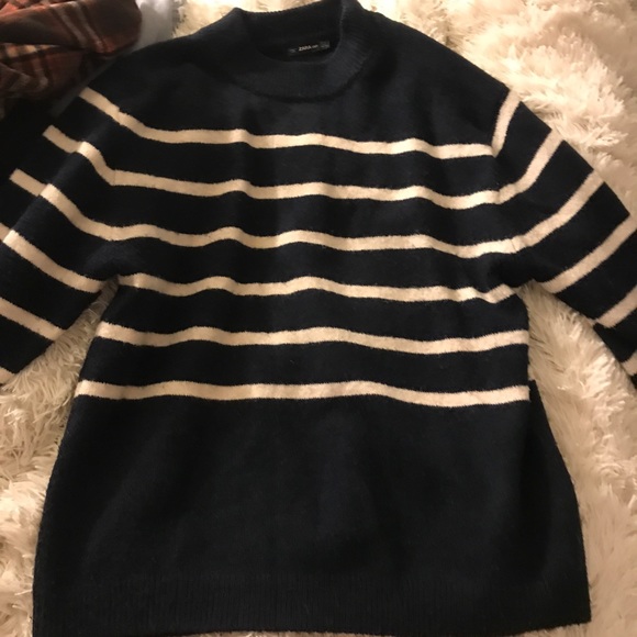 Sweaters - Zara knit oversized women sweater Sweaters - Zara knit oversized women sweater